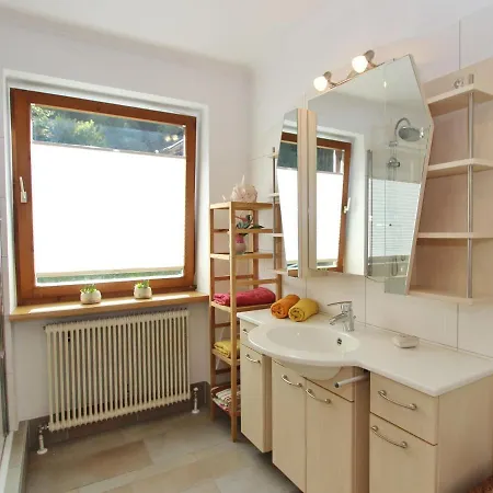 Detached Holiday With 4 Bedrooms In Muhlbach, Near The Ski Lift. * Picheln