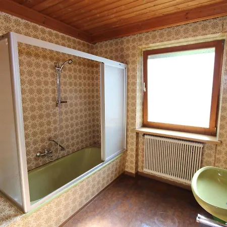 Detached Holiday With 4 Bedrooms In Muhlbach, Near The Ski Lift. *